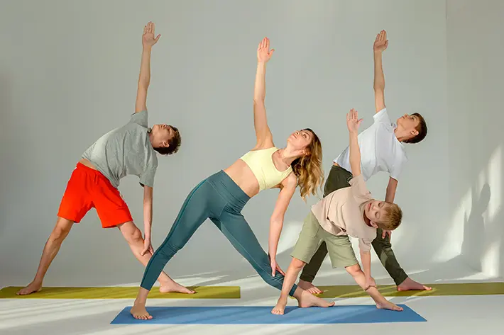 yoga en familia union super yoguis